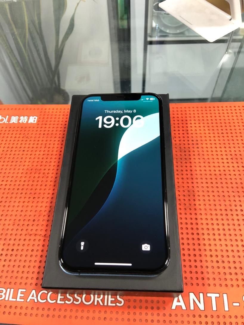 اپل iPhone 12 Pro باتری ۱۰۰ بسیار تمیز|موبایل|تهران, جلیلی|دیوار