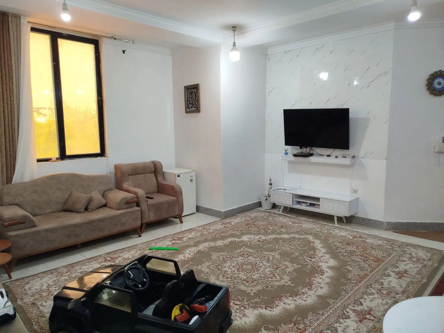 فروش یا رهن واحد دو خواب ابتدای مالیچه سرویس خور|فروش آپارتمان|جم, |دیوار