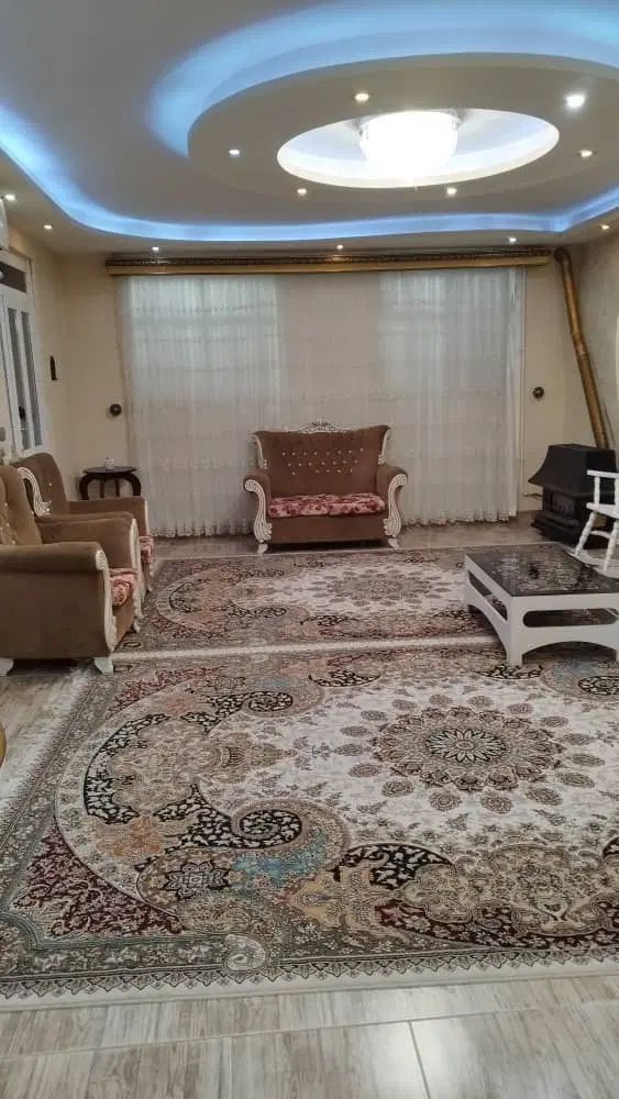 اجاره سویت ویلا در میدان امام حسین|اجارهٔ کوتاه‌مدت ویلا و باغ|رشت, شهرک صبا|دیوار
