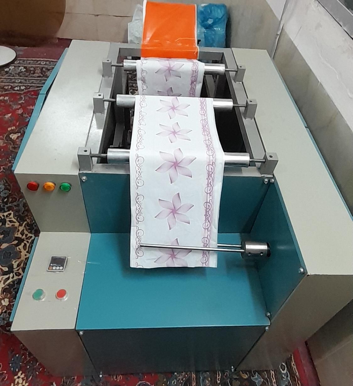 دستگاه رول کن سفره یکبار مصرف،زباله،فریزر|ماشین‌آلات صنعتی|مشهد, ملک‌آباد|دیوار