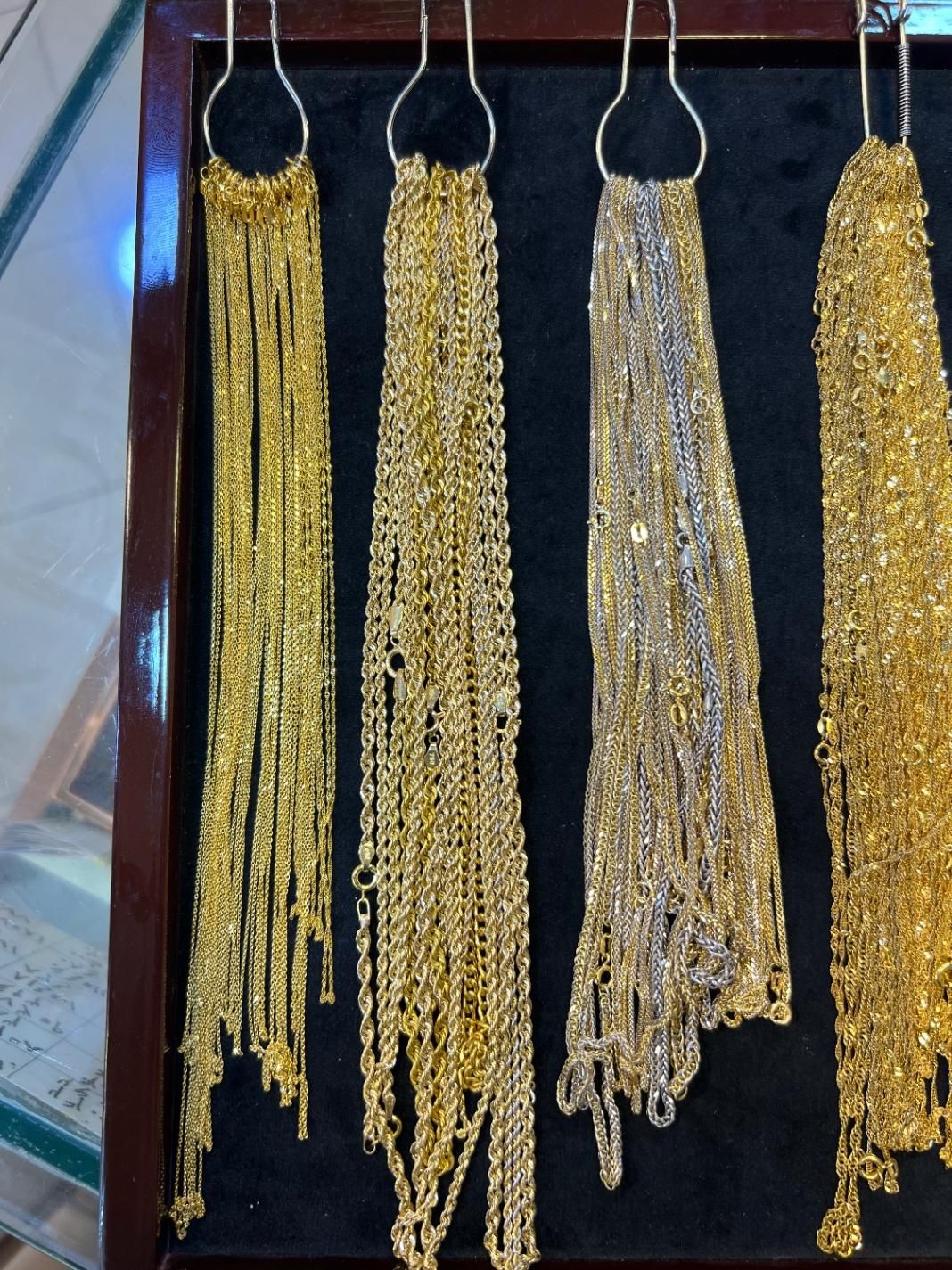 زنجیرهای میرو،طنابی،دیسکو و غیره سبک و سنگین|جواهرات|کاشان, بازار کاشان|دیوار