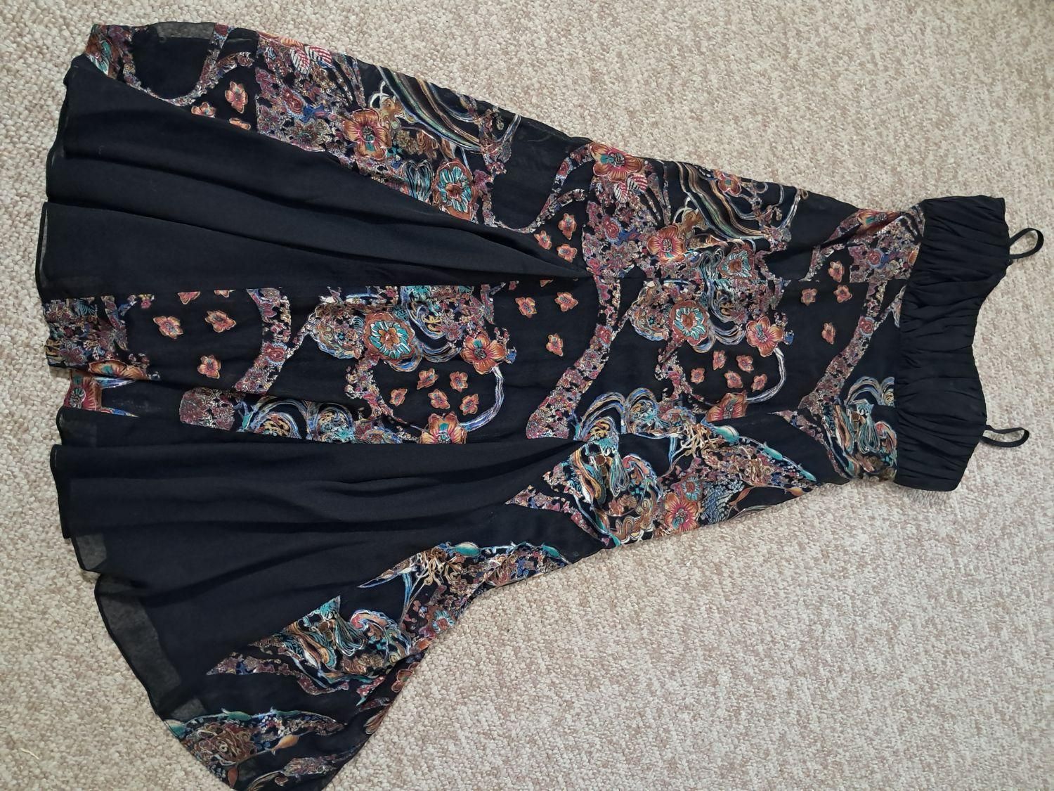 لباس مجلسی|لباس|رشت, شهرک صبا|دیوار