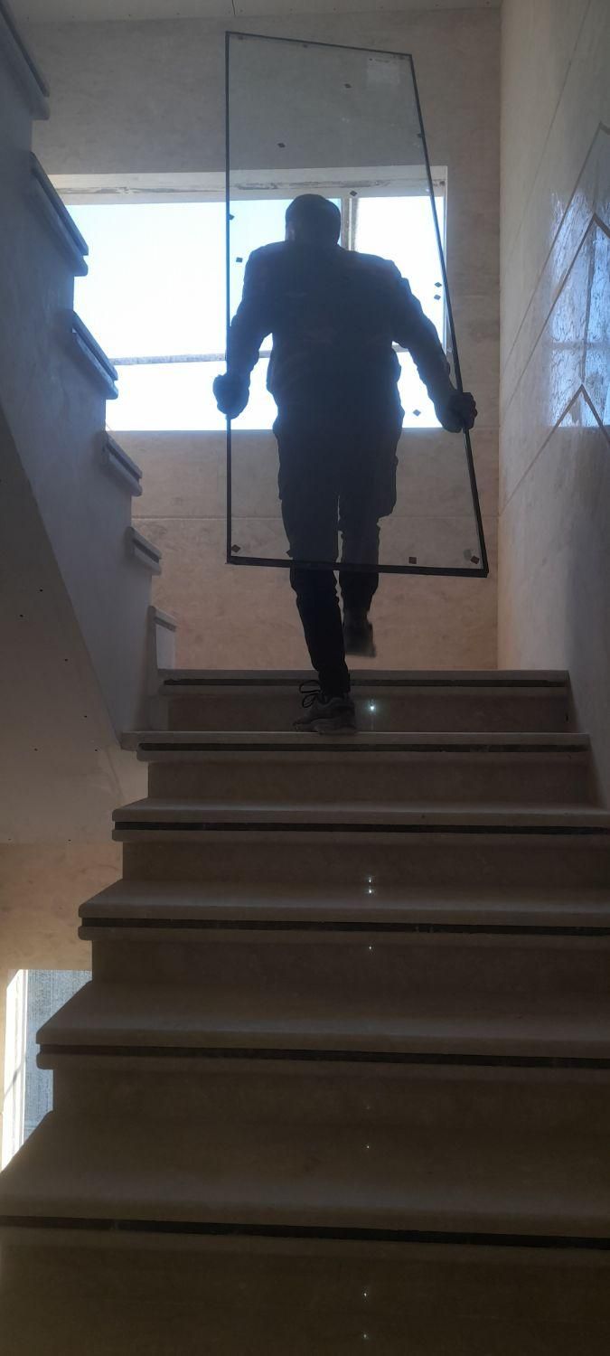 کارگرحمل وجابجای شیشه سکوریت،سنگ درطبقات|خدمات حمل و نقل|تهران, حکیمیه|دیوار