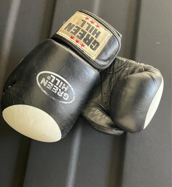 دستکش بوکس چرم طبیعی و لوازم|تجهیزات ورزشی|تبریز, |دیوار