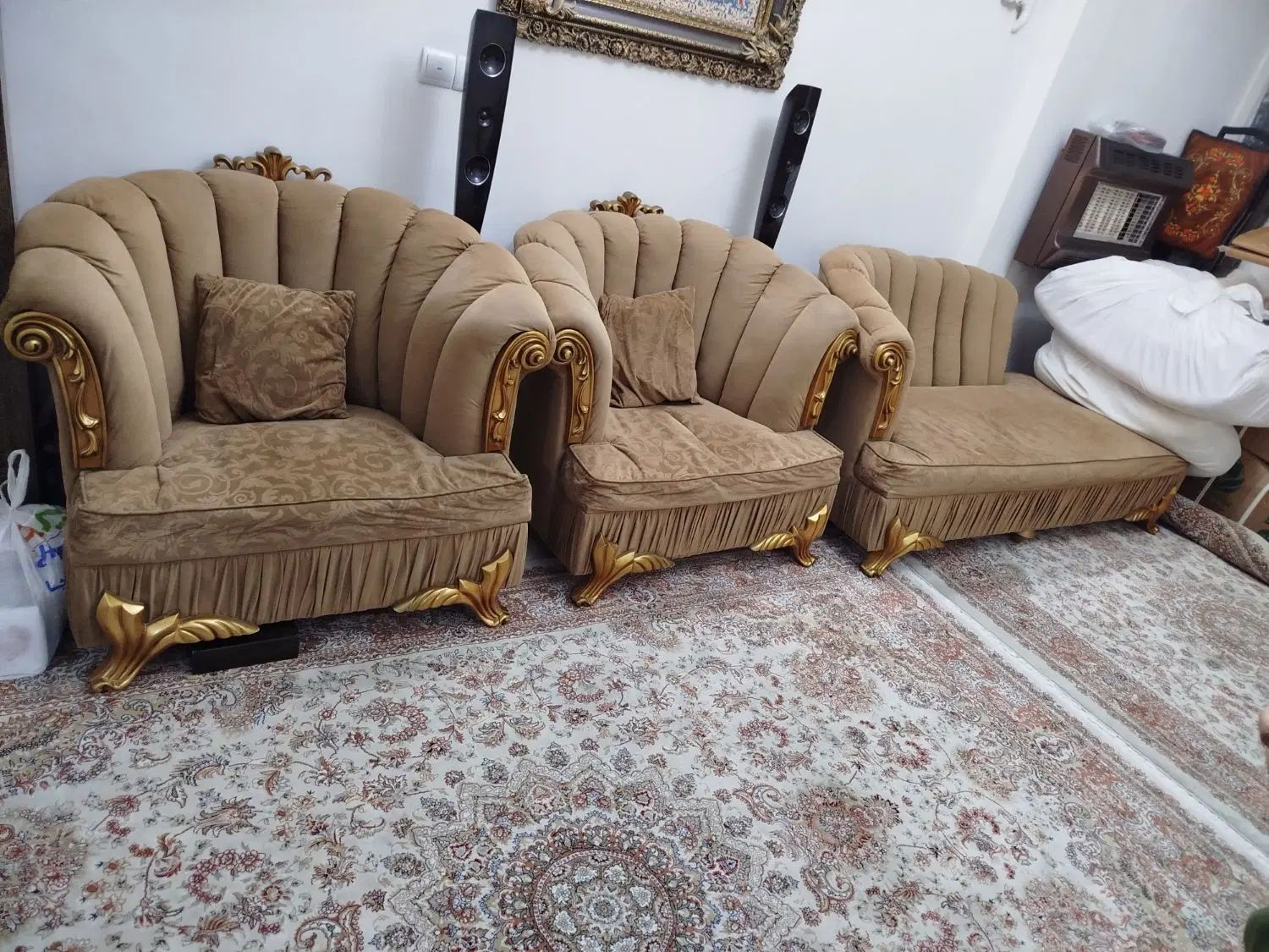 مبل ۴ نفره|مبلمان خانگی و میز عسلی|تهران, هفت چنار|دیوار