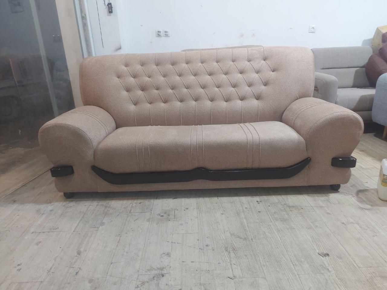 تعمیرمبل وشستشو مبل|خدمات پیشه و مهارت|بم, |دیوار