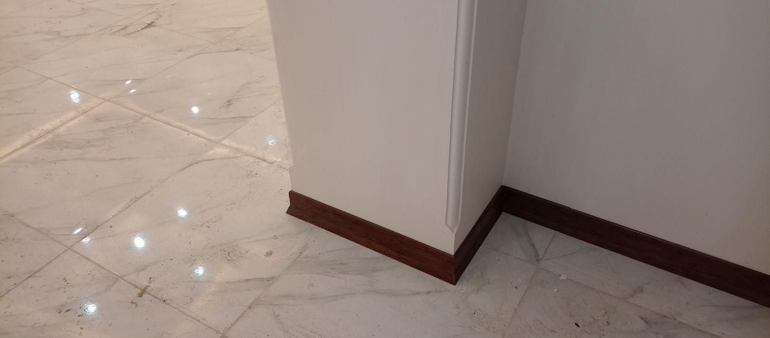 نصاب درب و نصب قرنیز|خدمات پیشه و مهارت|رشت, علی آباد|دیوار