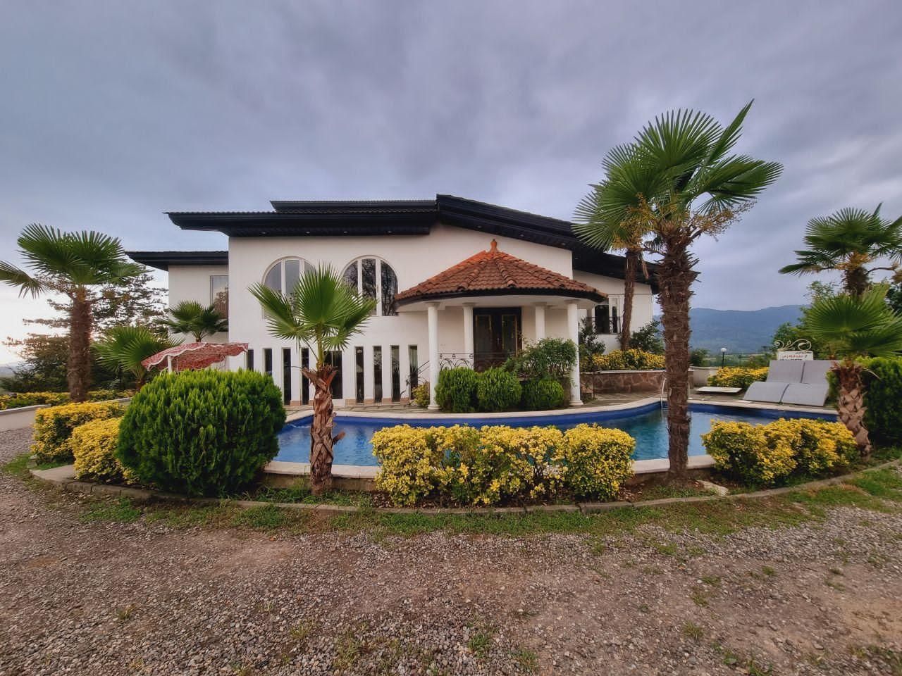 اجاره عمارت 2 استخره مدرن کوهستانی|اجارهٔ کوتاه‌مدت ویلا و باغ|رشت, کاکتوس|دیوار