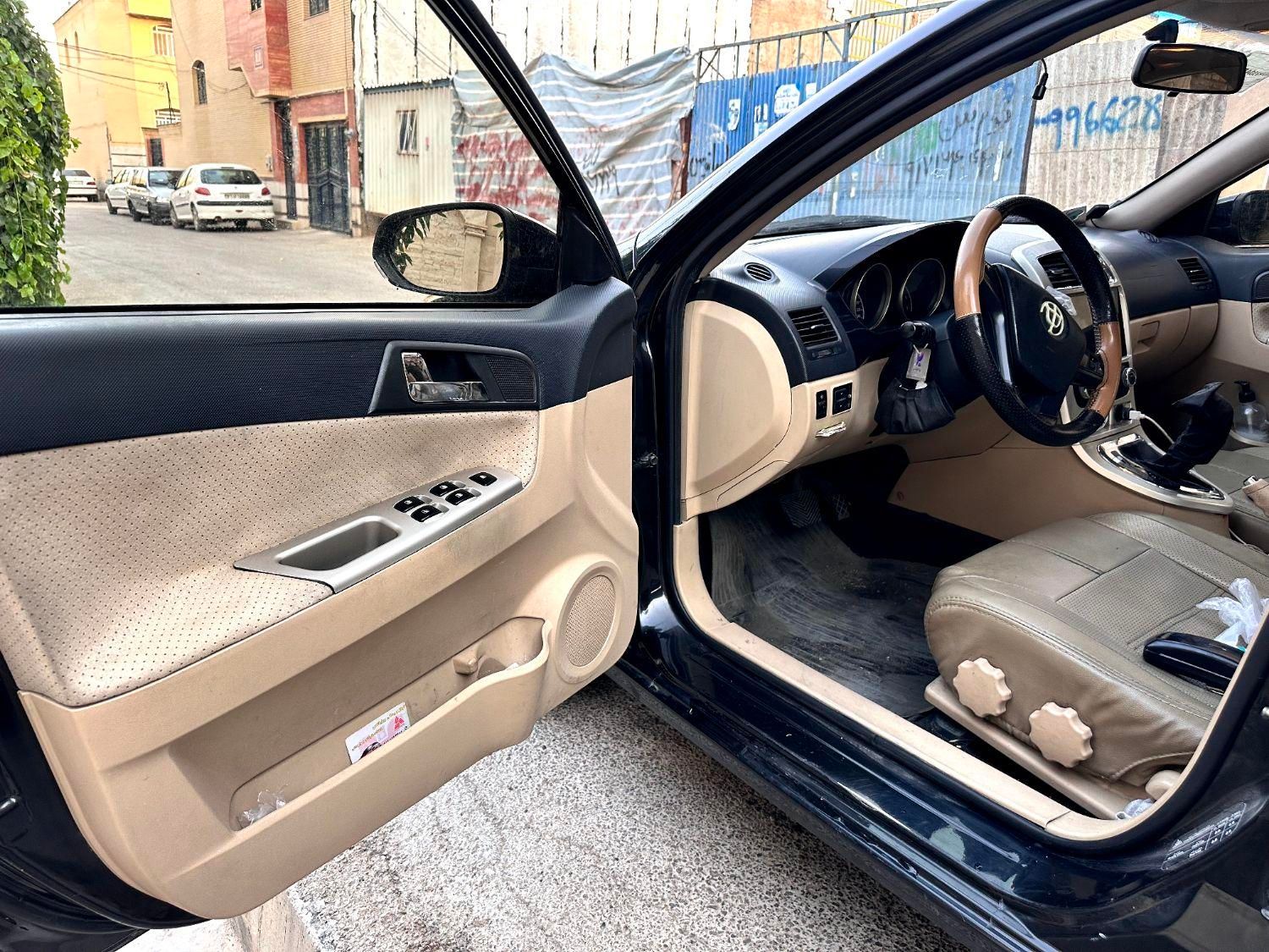 برلیانس H330 اتوماتیک 1500cc، مدل ۱۳۹۵|خودرو سواری و وانت|شیراز, تاچارا|دیوار