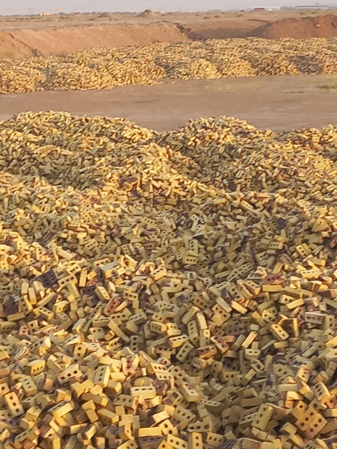 فروش فوق العاده آجر درجه یک|مصالح و تجهیزات ساختمان|تایباد, |دیوار