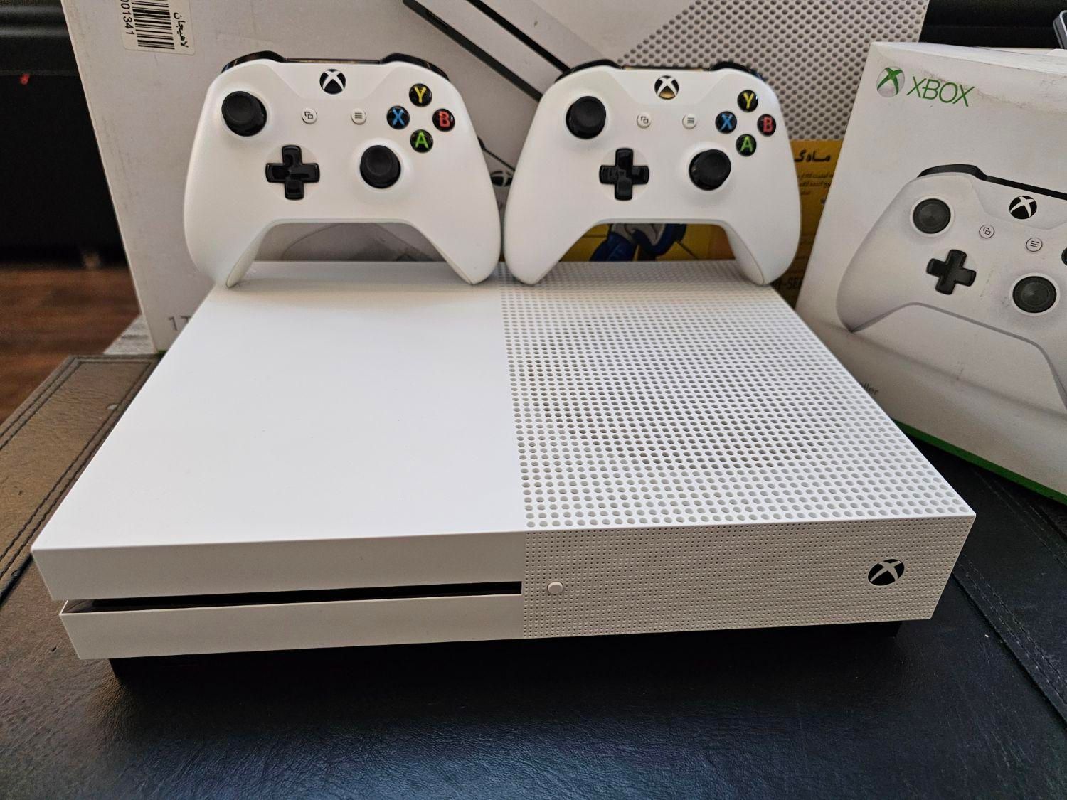 ایکس باکس وان اس با کینکت xbox one s دو دسته|کنسول، بازی ویدئویی و آنلاین|تهران, اوقاف|دیوار