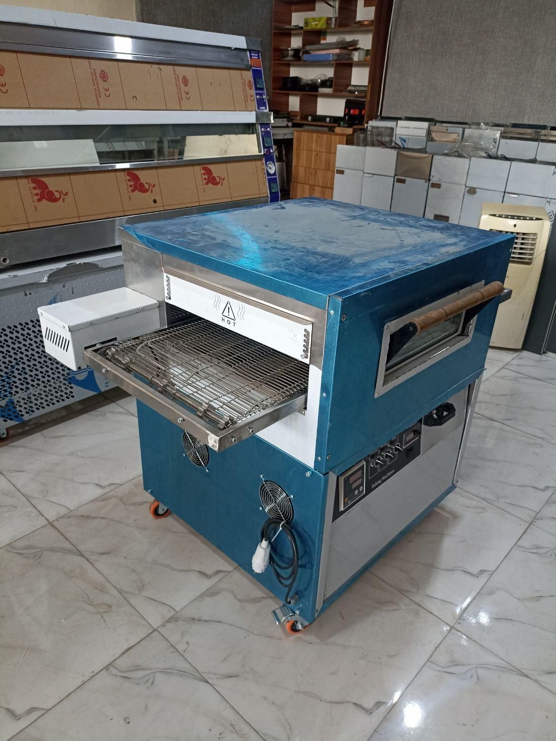 تاپینگ فریزر صندوقی فرریلی میز بردینگ گریل و سرخکن|کافی‌شاپ و رستوران|تهران, بهارستان|دیوار