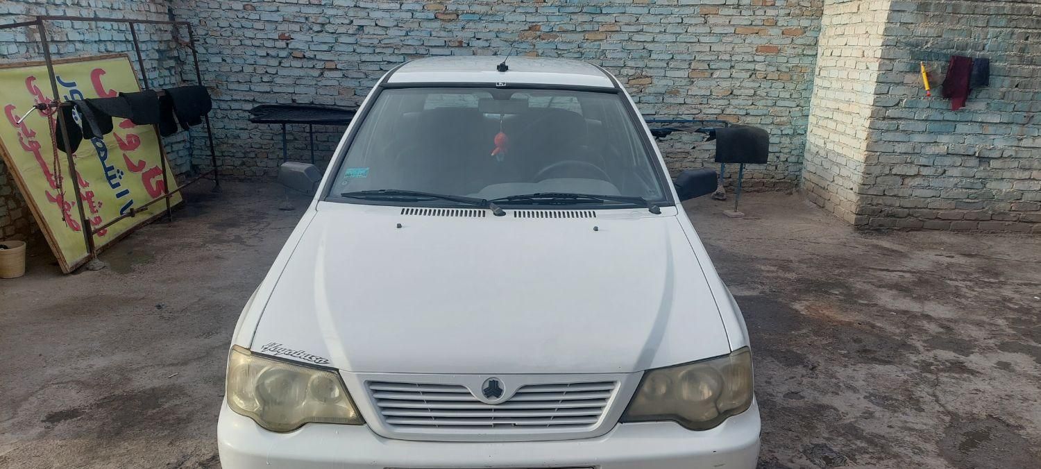 یک نفر نیروی ماهر جهت کار در کارواش نیازمندیم|استخدام سرایداری و نظافت|یزد, |دیوار