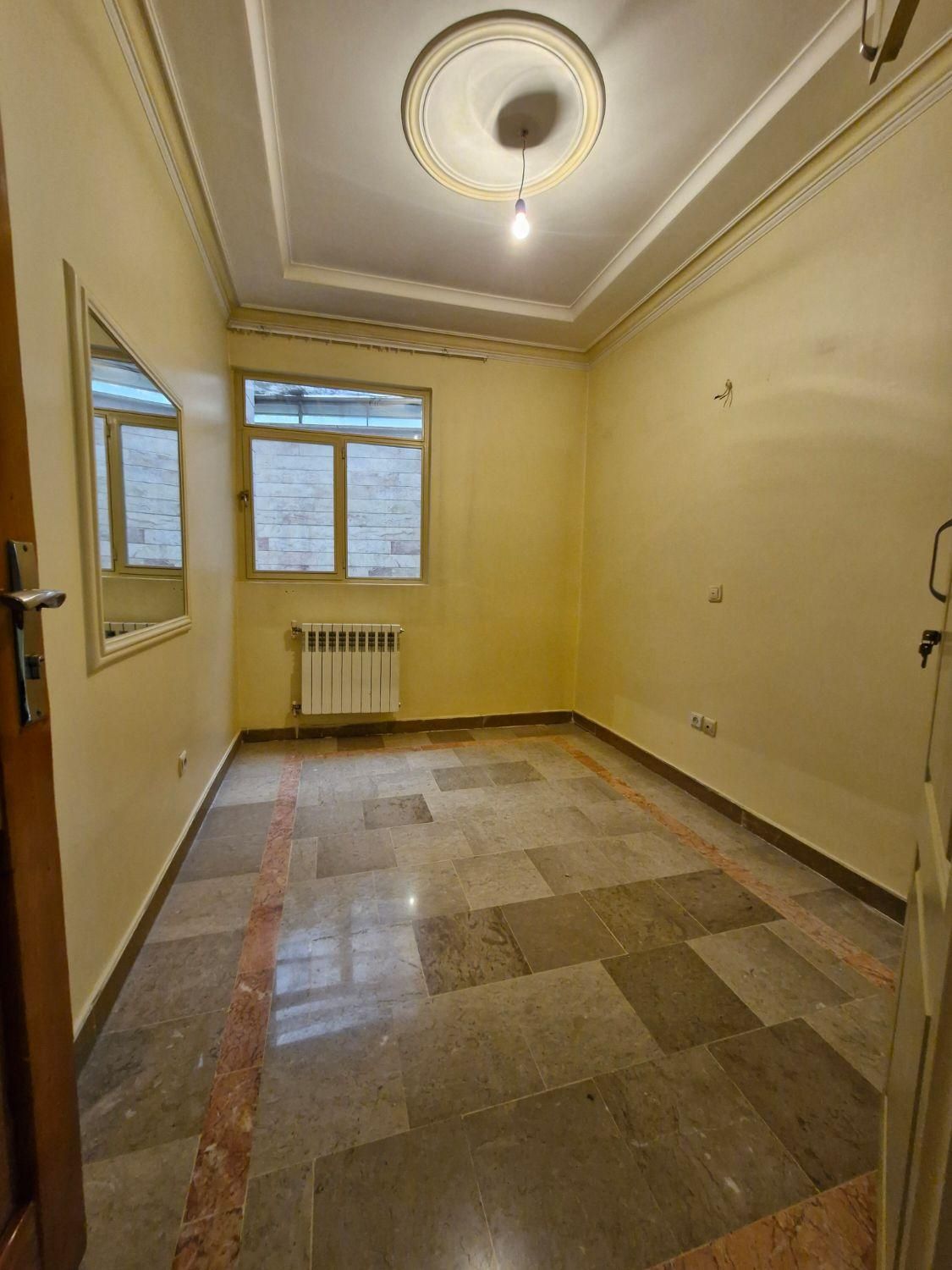 اجاره آپارتمان ۲۰۰ متری ۳ خواب دولت دیباجی جنوبی