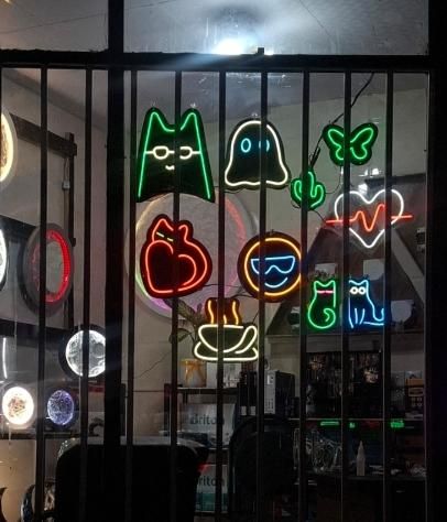 تابلو نئون..نیون ..نئون فلکسی|ریسه و چراغ تزئینی|ساوه, |دیوار