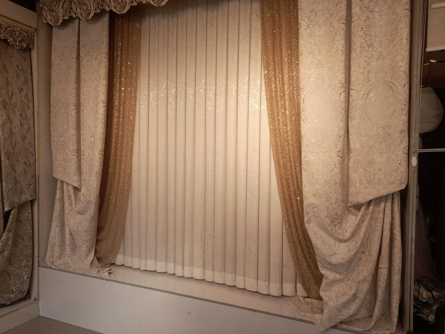 پرده کتان|پرده، رانر، رومیزی|فردیس, منظریه|دیوار