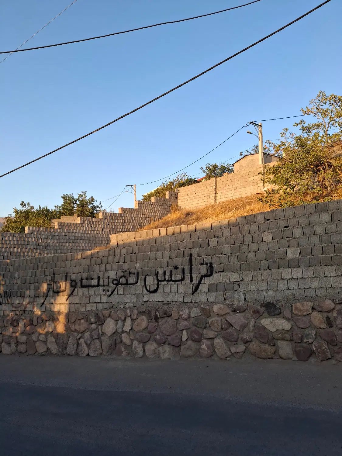 ۱۰۵ متر زمین کوشک زر ،بافت، میدان اصلی روستا|فروش زمین و ملک کلنگی|هشتگرد, کوشک زر|دیوار