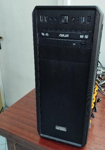 کیس کامپیوتر xeon با کیس بغل شیشهای+پاور گرین780w|رایانه رومیزی|تهران, اسکندری|دیوار
