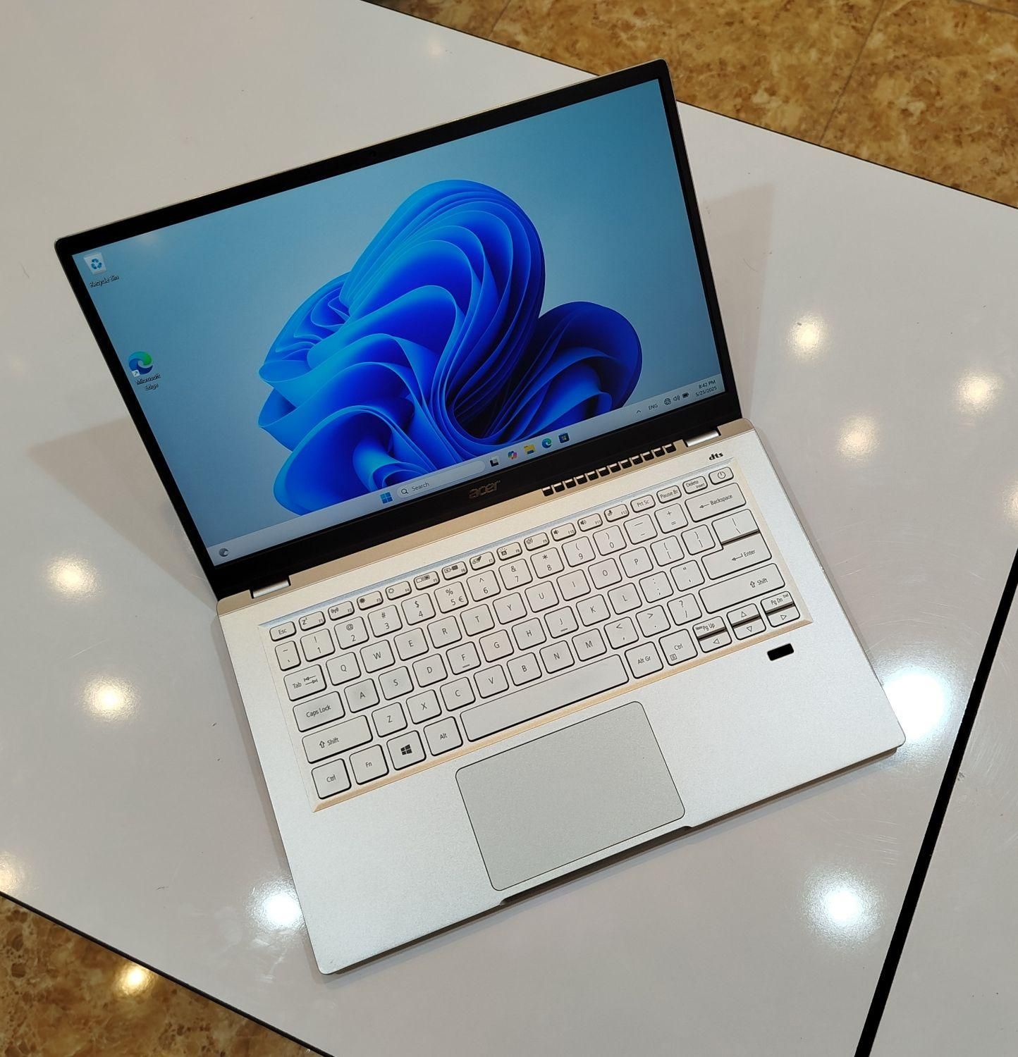 لپتاپ Acer Swift نسل 11،زینی وند ،بالا علاالدین|رایانه همراه|خرم‌آباد, |دیوار