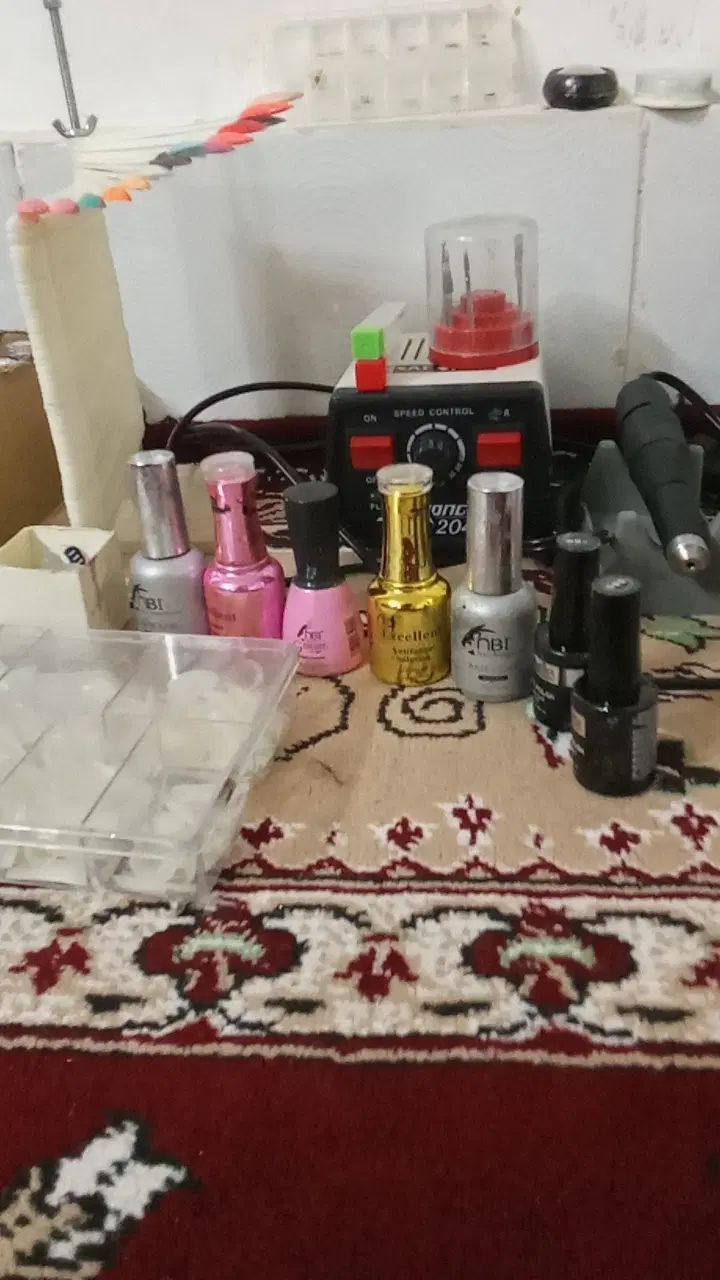 فروش می‌رسد لوازم کاشت ناخن سوهان برقی|آرایشی، بهداشتی، درمانی|مشهد, شهرک امام هادی (شهرک غرب)|دیوار