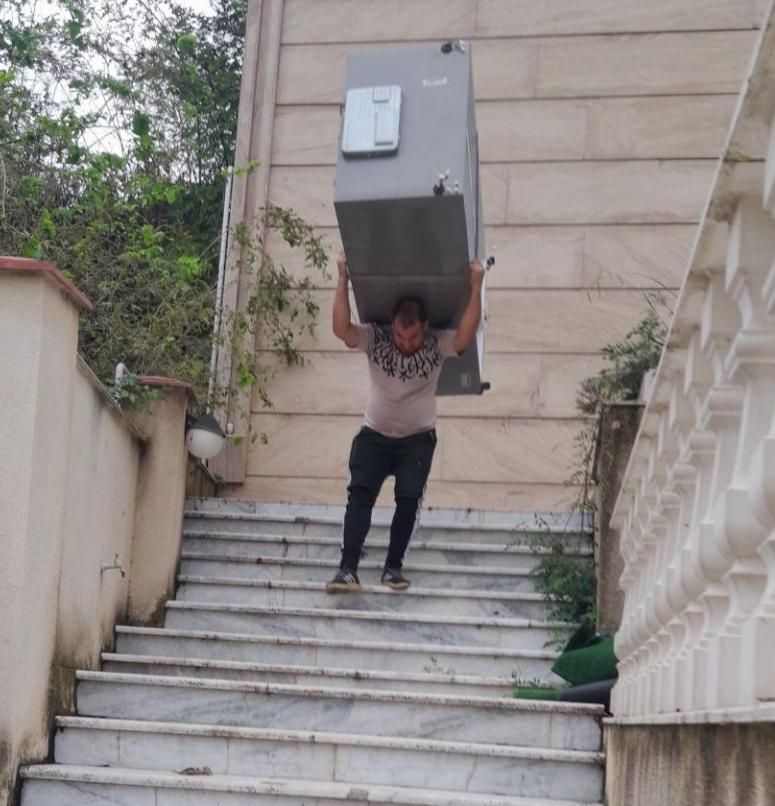 باربری آرمین) در خدمته شما حمل اثاثیه مسکونی اداری|خدمات حمل و نقل|لاهیجان, قیام|دیوار