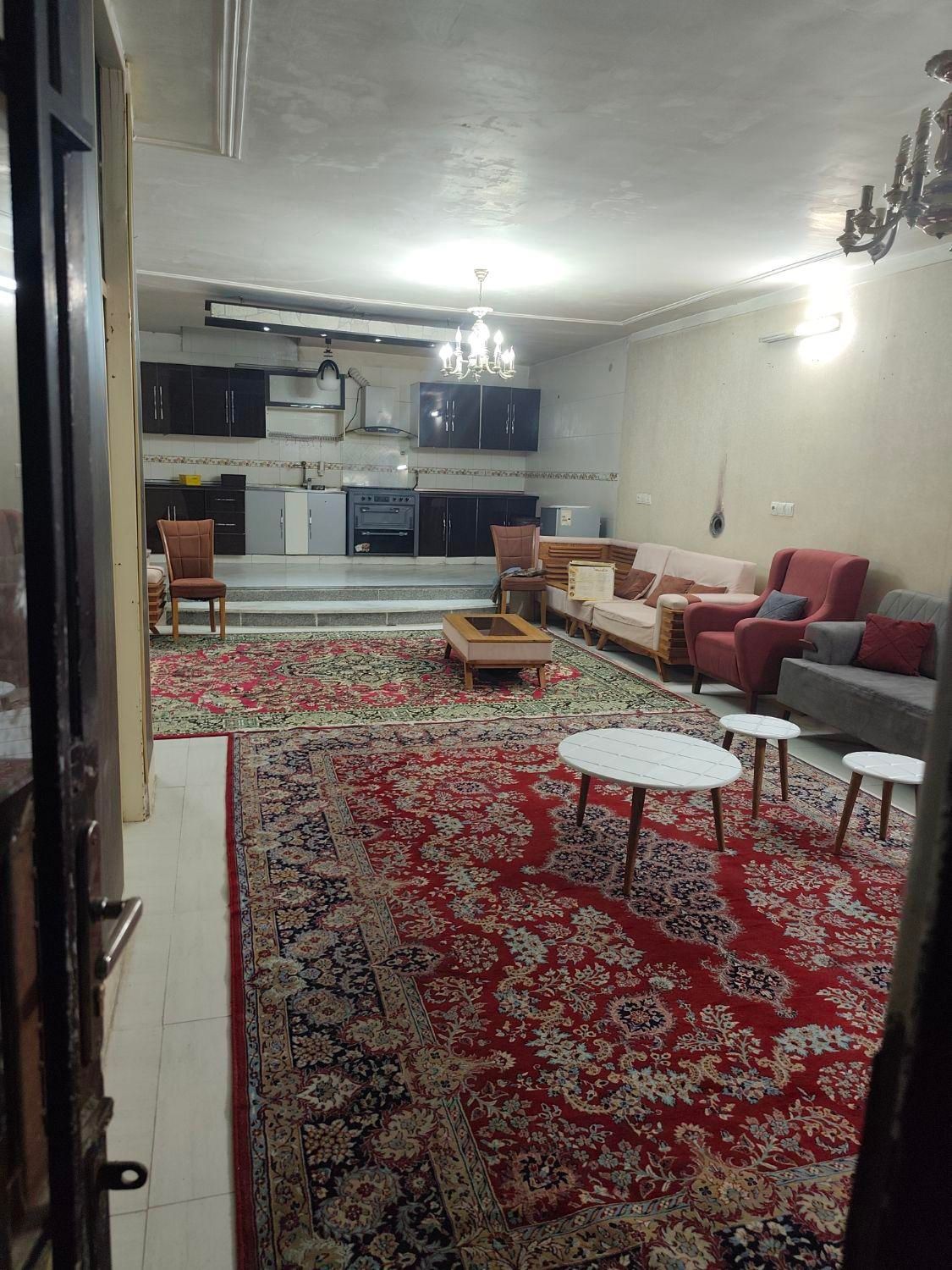 مبله مناسب تولدزرهی شهرک سراج ترمینال باربری فرگاز|اجارهٔ کوتاه‌مدت آپارتمان و سوئیت|شیراز, زرهی|دیوار