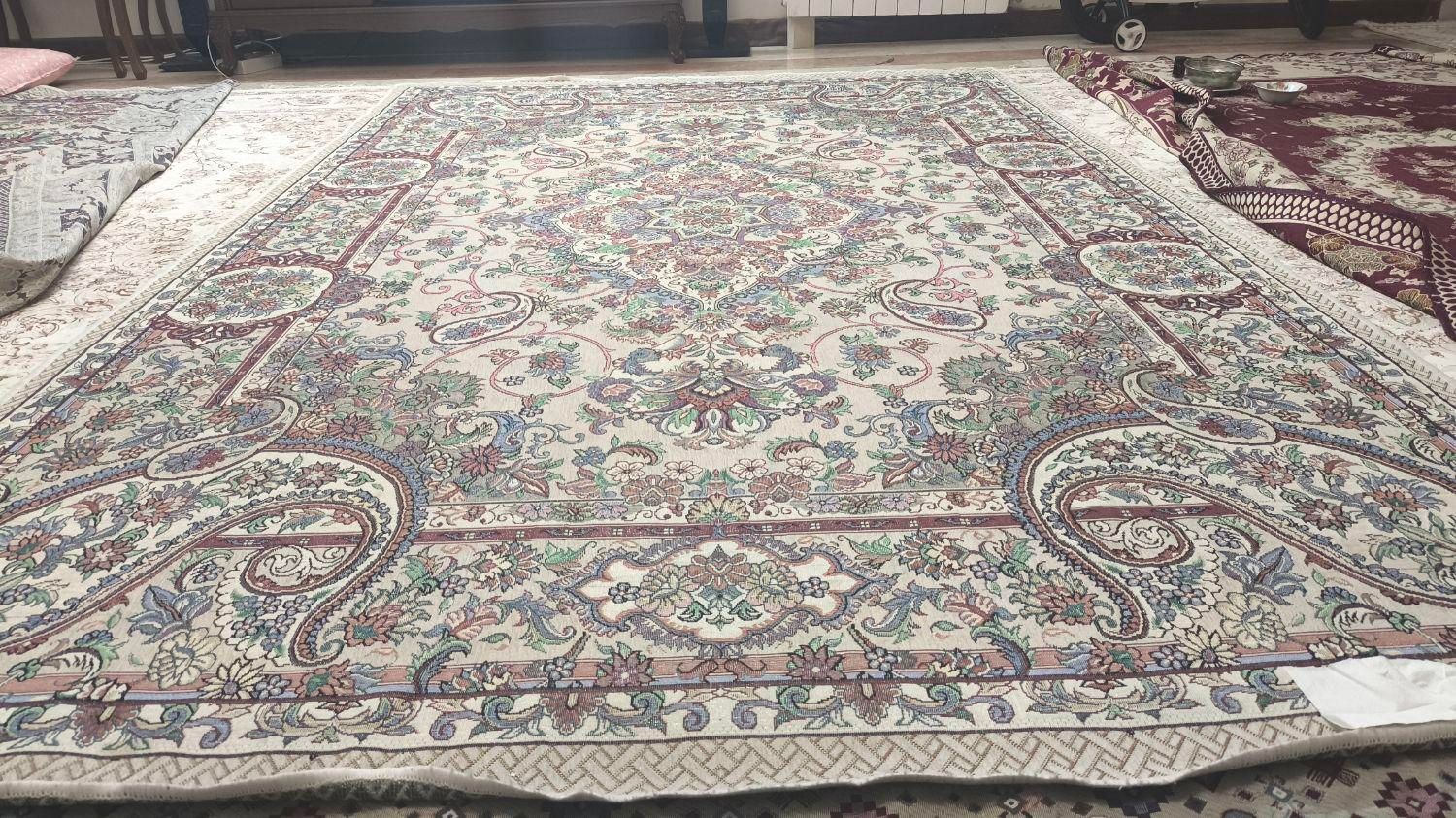 دو عدد رو فرشی در حد نو شیش متری|روفرشی|تهران, کیانشهر|دیوار