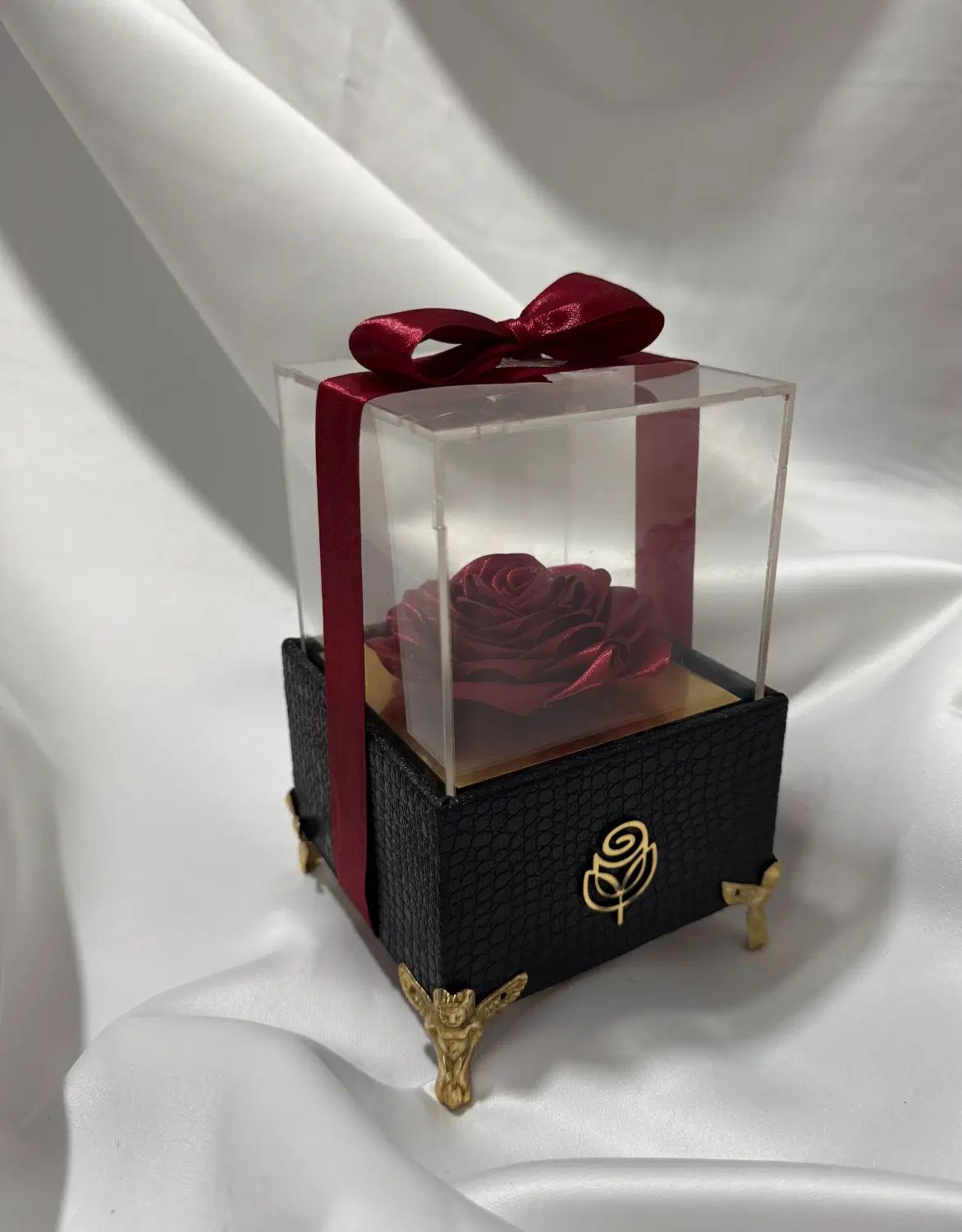 گل ربانی،رز روبانی،دسته گل،باکس گل،پول آرایی|گل مصنوعی|شیراز, پودنک|دیوار