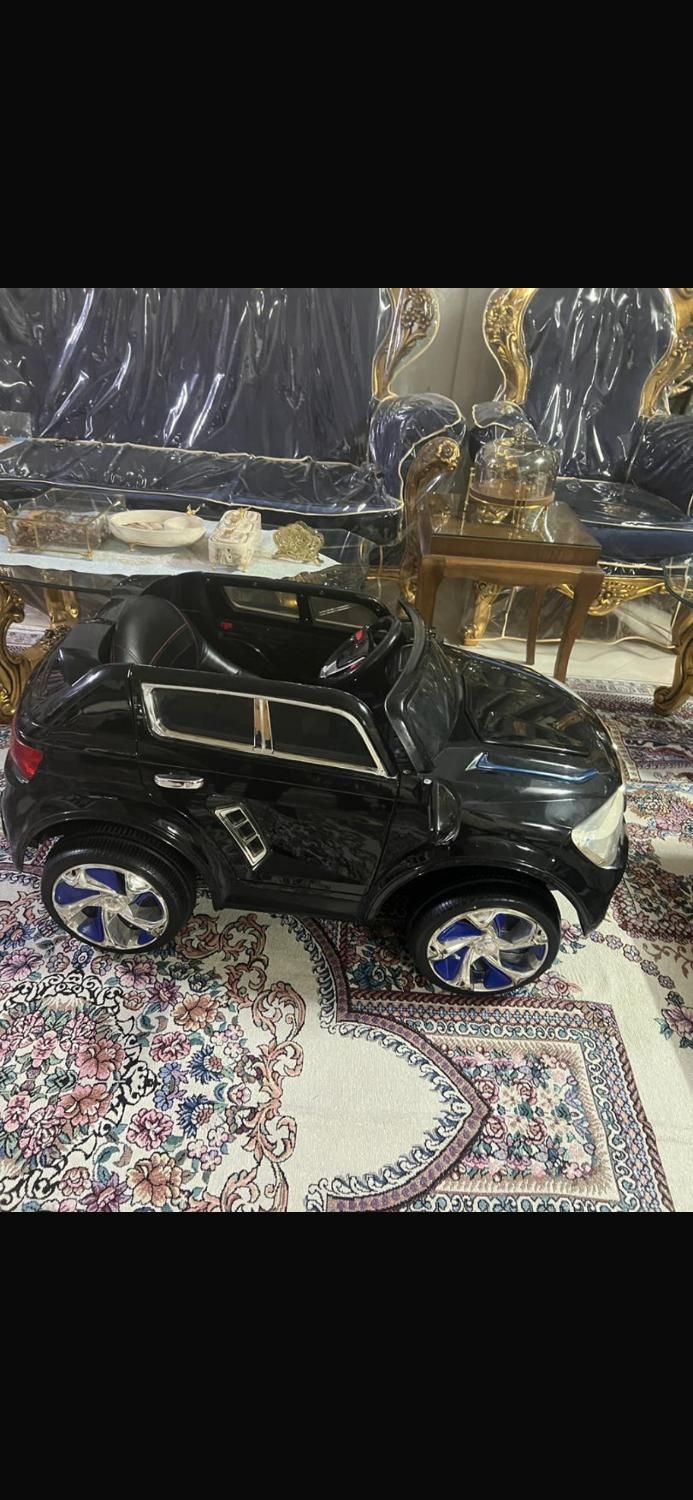 ماشین شارژی در حد نو|اسباب‌بازی بچه|مشهد, عبادی|دیوار