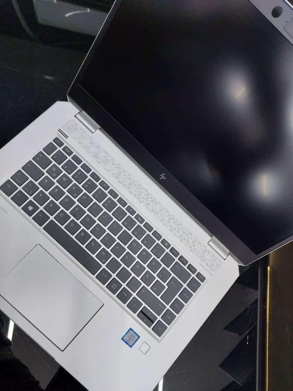 لپتاپ شیک برای گیم hp 1050  با چهارگیگ گرافیک مجزا|رایانه همراه|اصفهان, شاه پسند|دیوار
