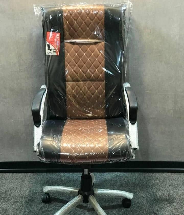 صندلی جک دار اداری گلدوز|مبلمان اداری|رشت, پیرکلاچای|دیوار