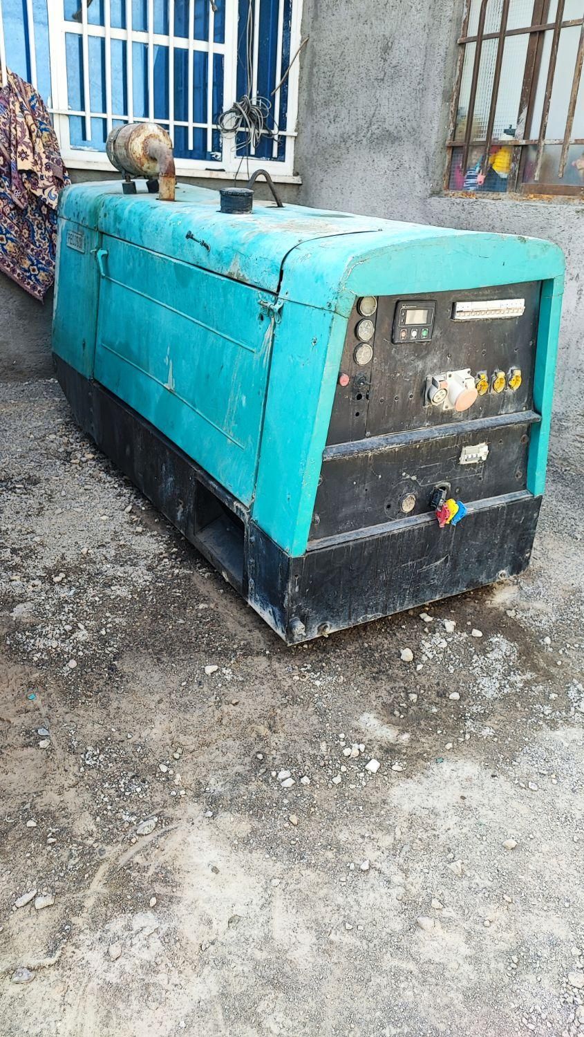 دیزل ژنراتورپرکنز3سیلندرباژنراتور32/5کاوا|ماشین‌آلات صنعتی|مشهد, طلاب|دیوار