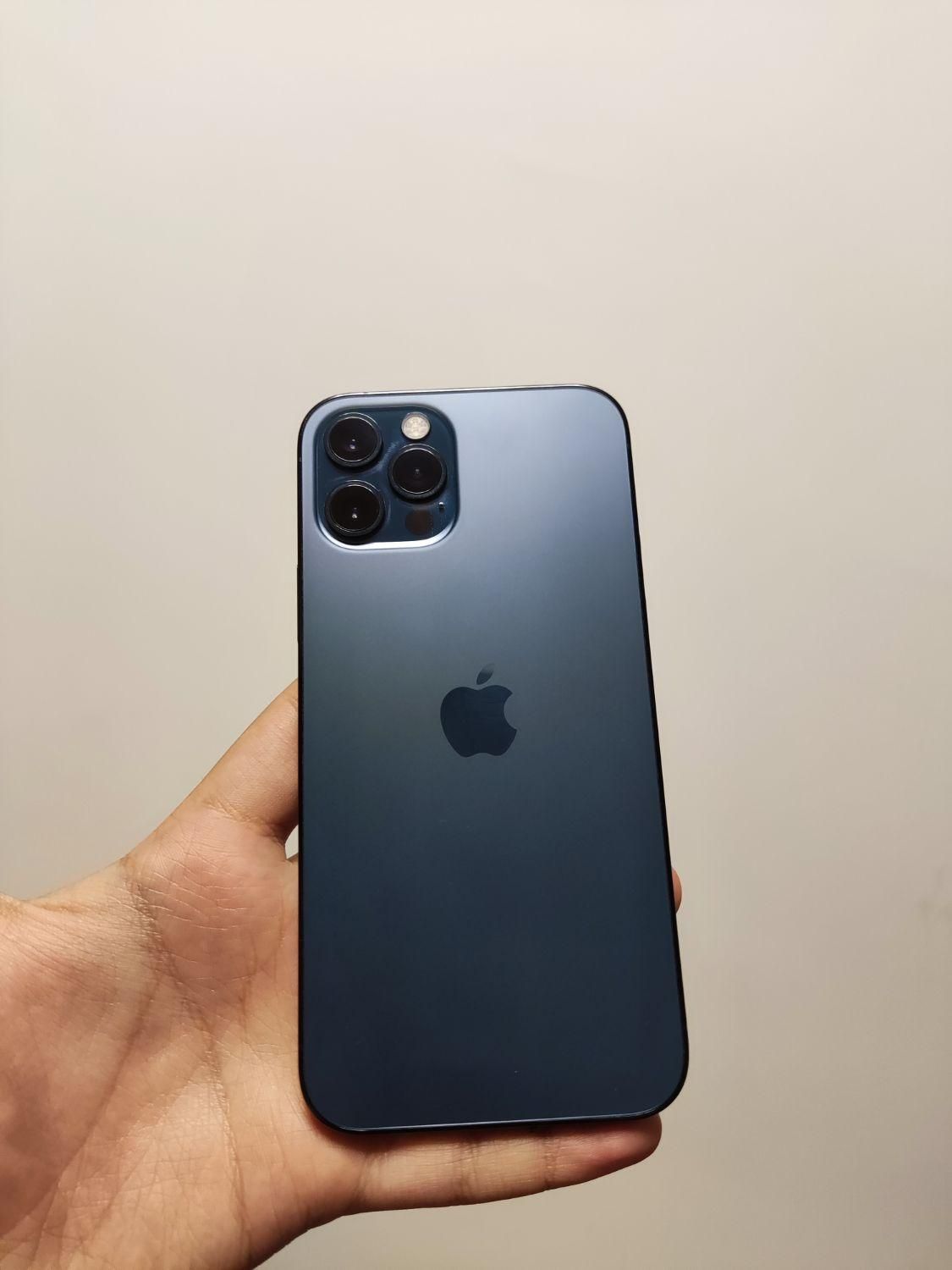 iPhone 12 Pro گیگابایت256 با لوازم جانبی|موبایل|مراغه, |دیوار