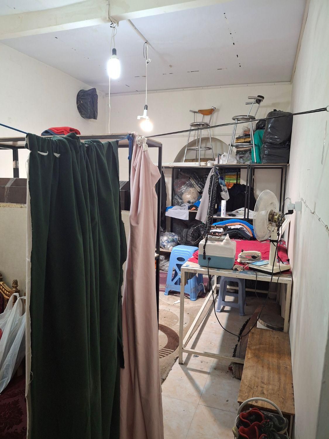 اجاره جای سی متری در جمهوری منوچهری|اجارهٔ دفتر کار، اتاق اداری، مطب|تهران, فردوسی|دیوار