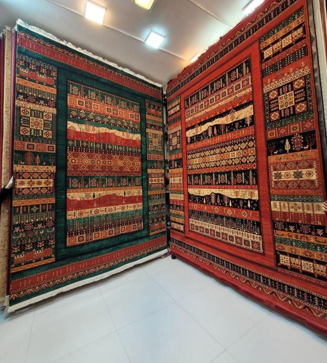 فرش سنتی روناسی لاکی ۶ متری ۷۰۰ اصل|فرش|مشهد, امیر|دیوار