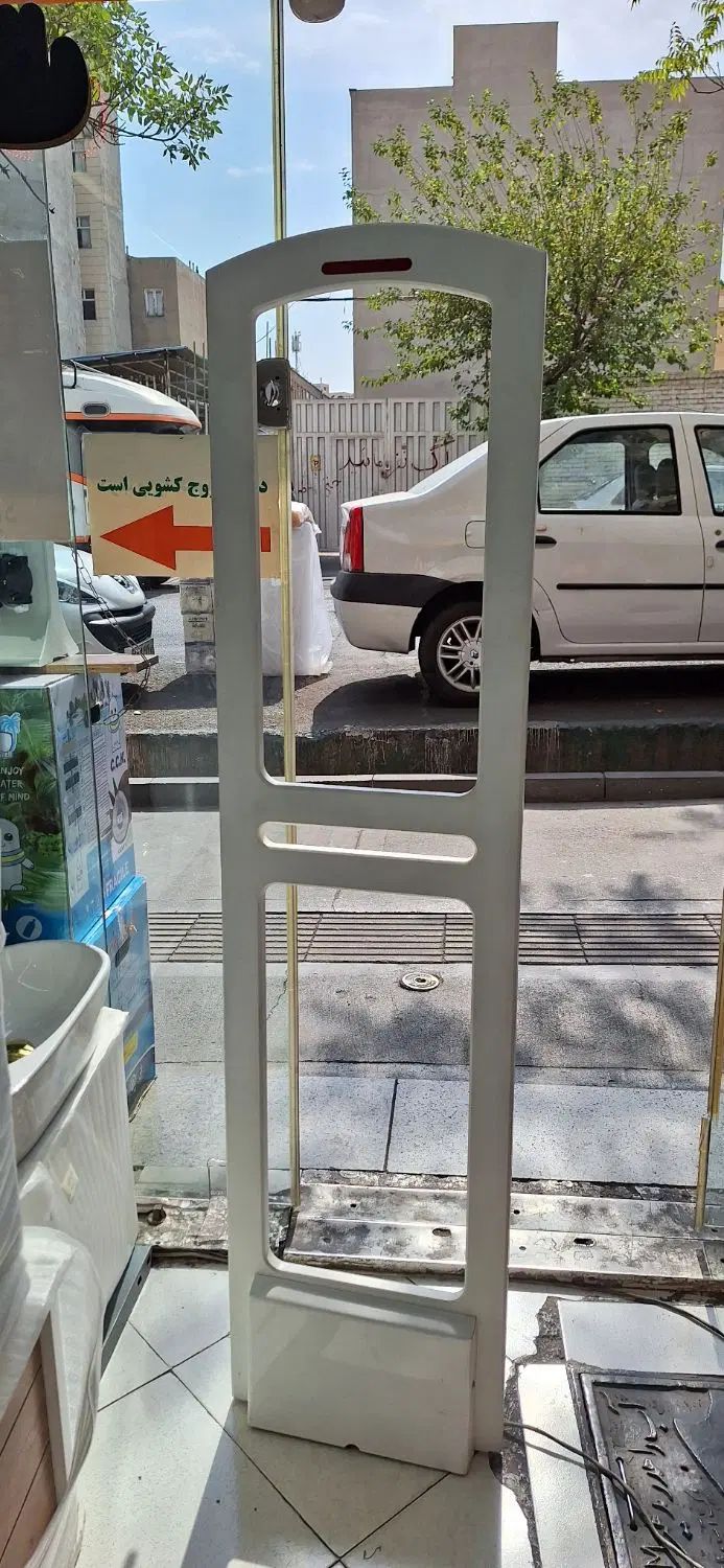 گیت فروشگاهی با کیفیت و در حد نو|فروشگاه و مغازه|تهران, جمال‌زاده|دیوار