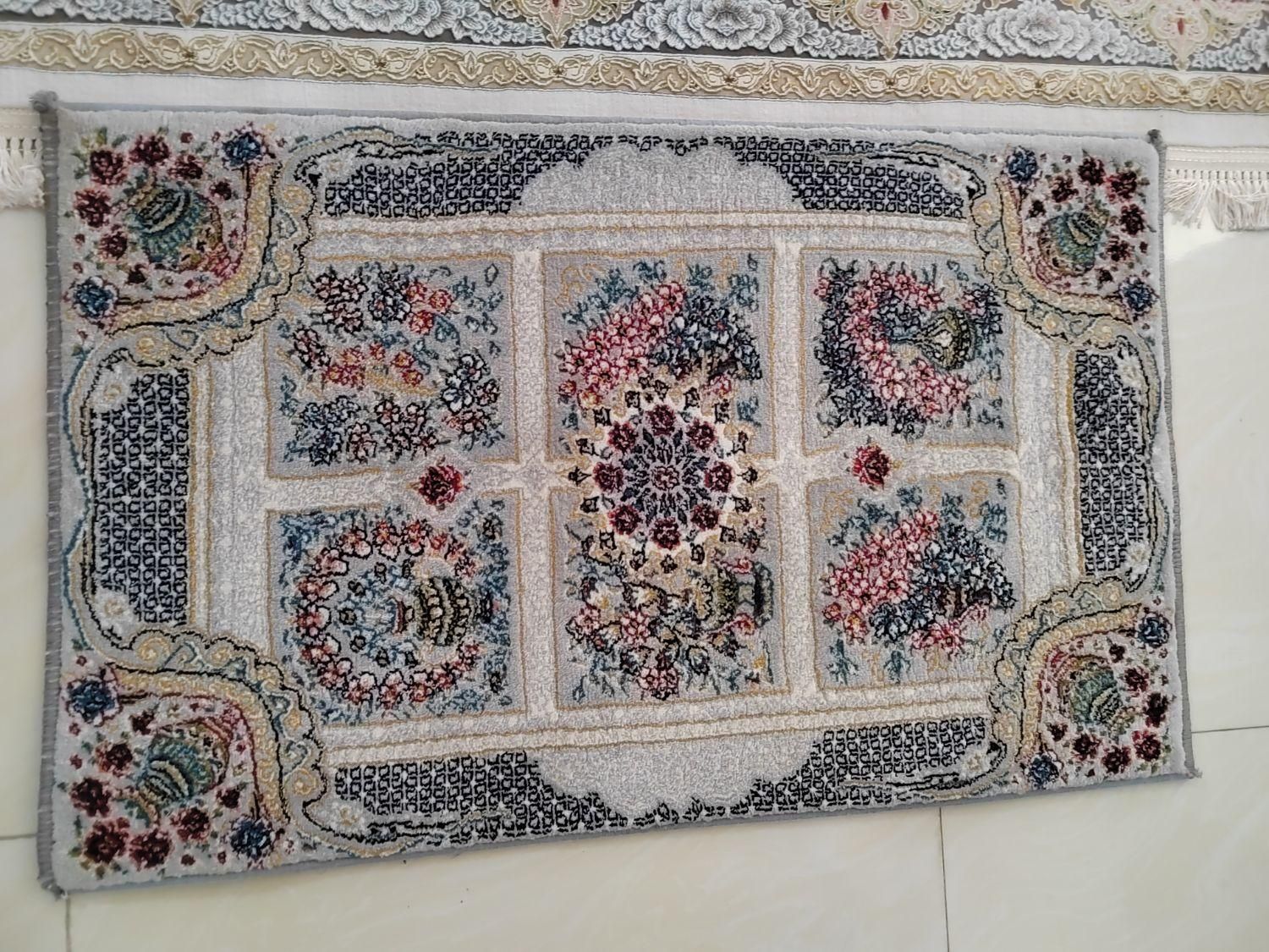 کناره فرش یا پادری|فرش|شیراز, جوادیه|دیوار