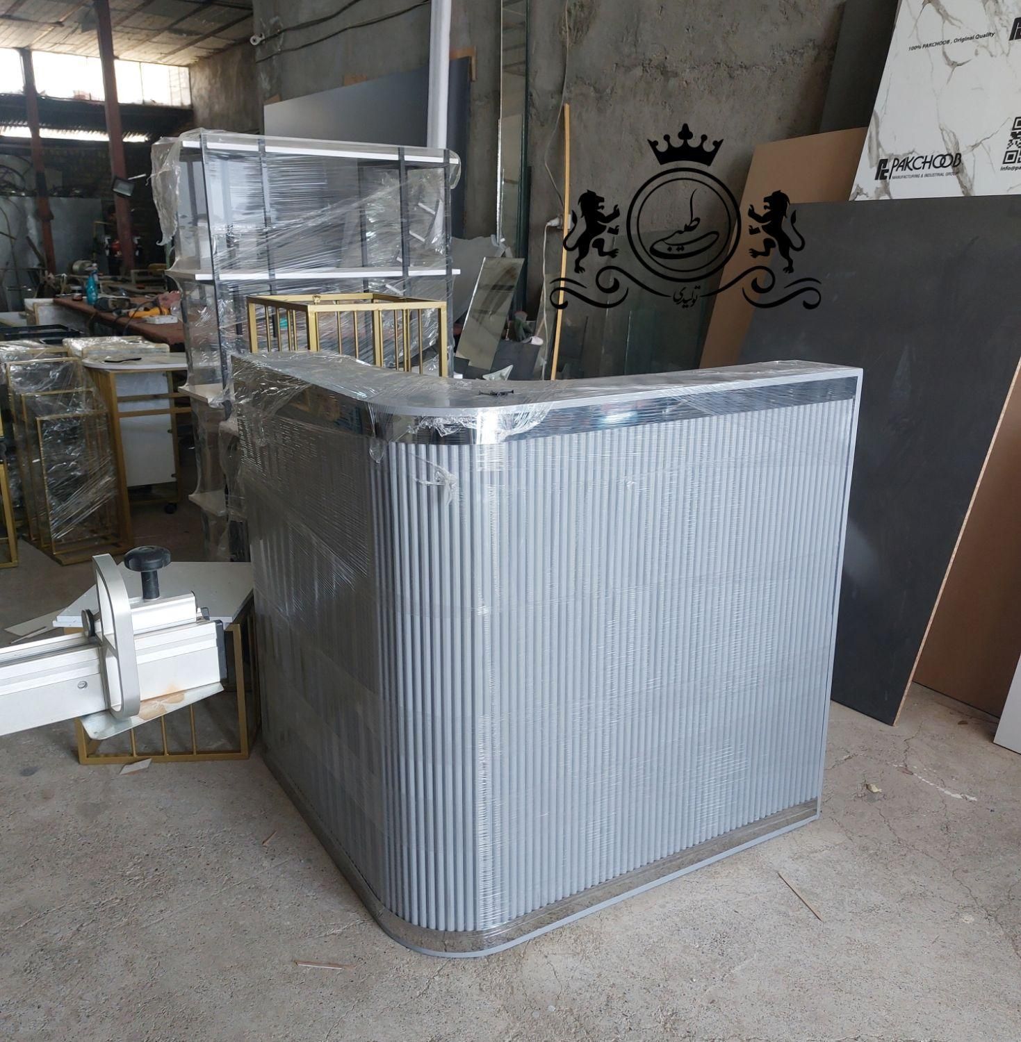 میز منشی، کانتر و رزویشن سفارشی|آرایشگاه و سالنهای زیبایی|مشهد, نوید|دیوار