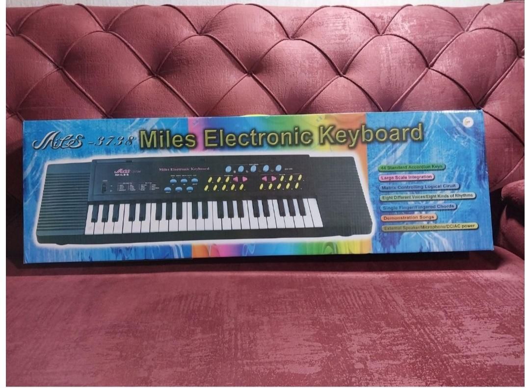 کیبورد|پیانو، کیبورد، آکاردئون|قائمشهر, |دیوار