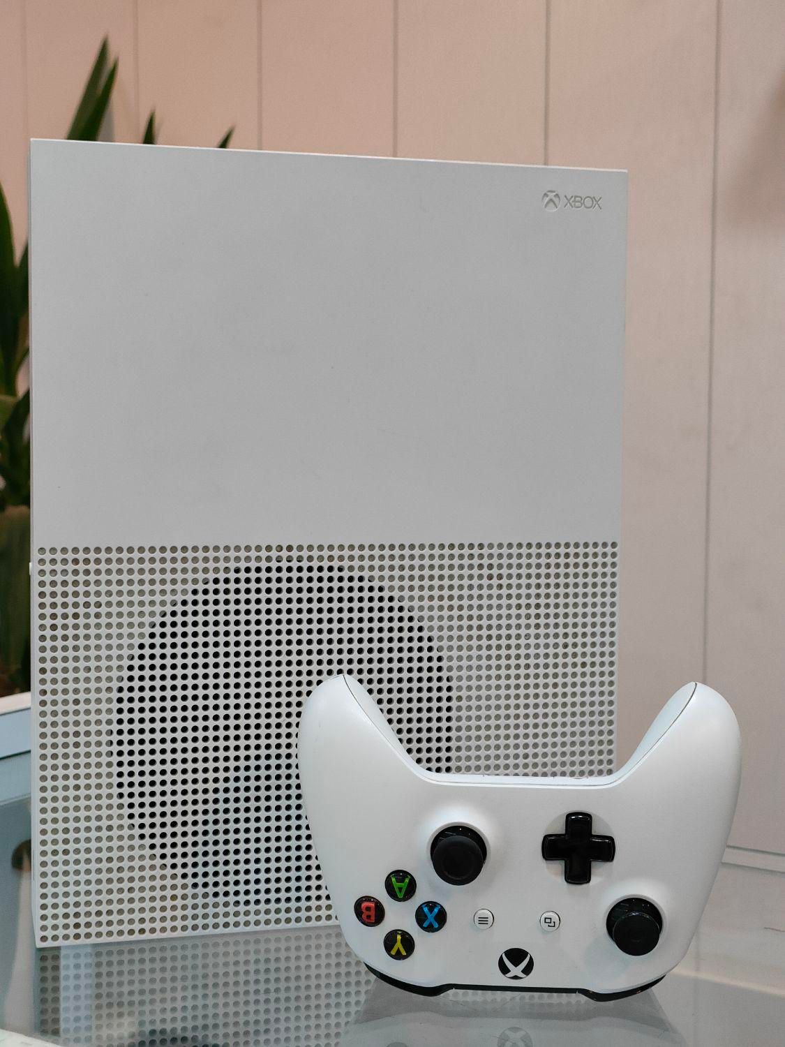 XBOX ONE S دیسک خور دو دسته|کنسول، بازی ویدئویی و آنلاین|کرج, گوهردشت|دیوار