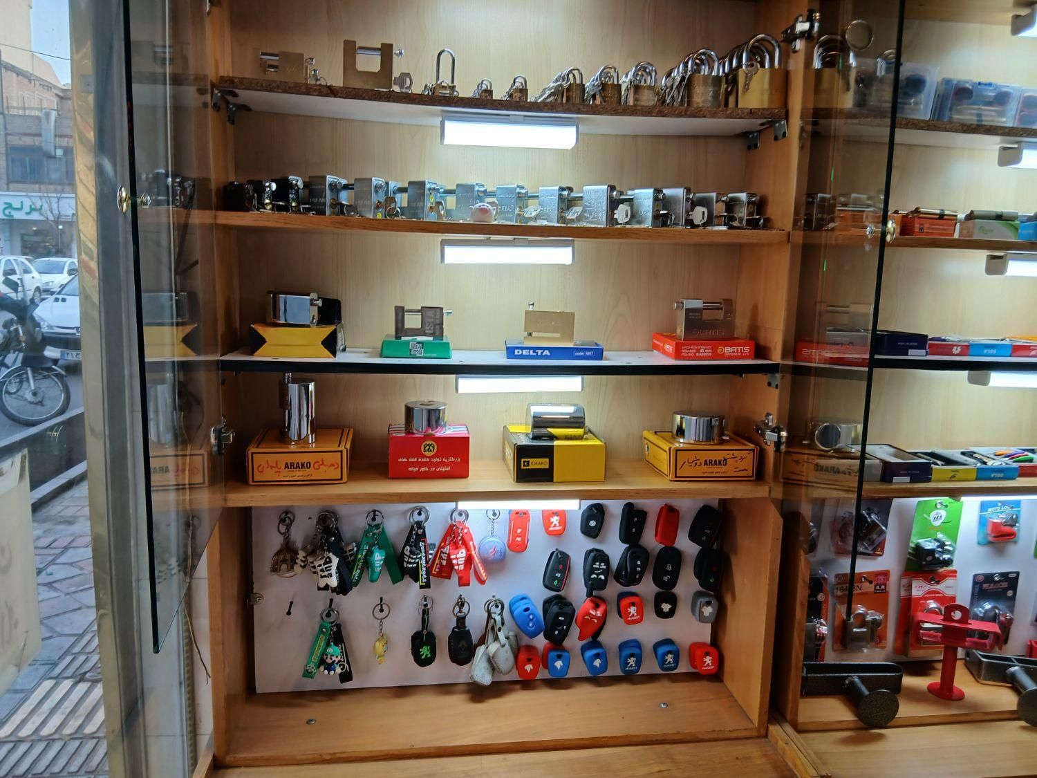 کلید سازی سیار شبانه روزی|خدمات پیشه و مهارت|تهران, نیروی هوایی (پیروزی)|دیوار