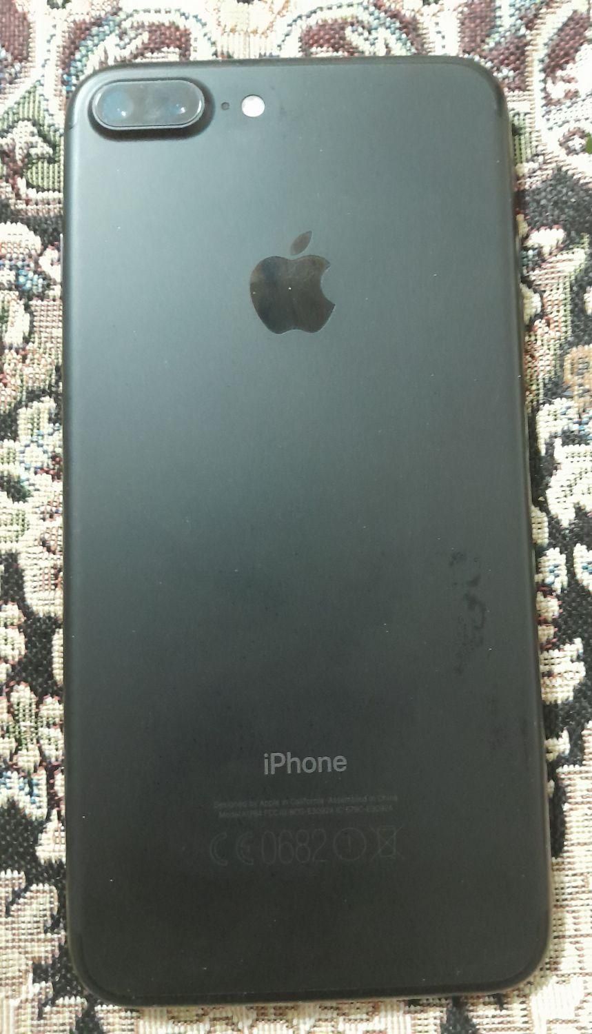 اپل iPhone 7 Plus با حافظهٔ ۱۲۸ گیگابایت|موبایل|اصفهان, تخت فولاد|دیوار