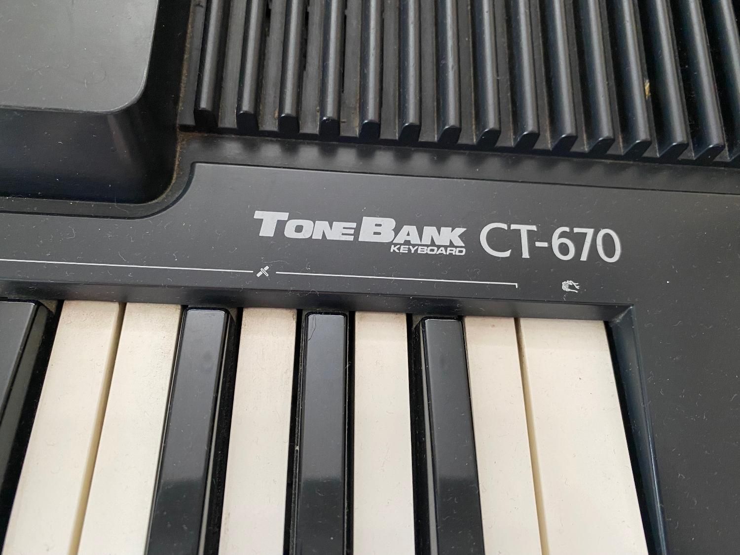 کیبورد casio|پیانو، کیبورد، آکاردئون|رشت, معلم|دیوار