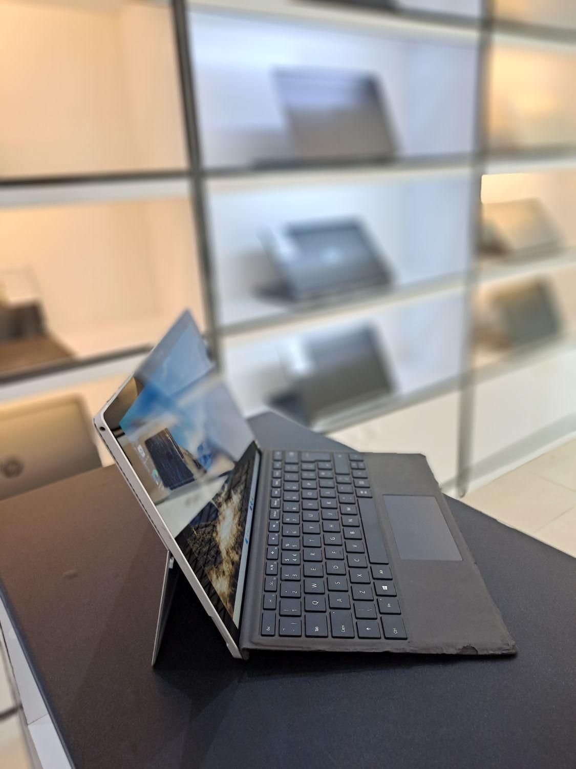 لپ تاپ Surface pro 4 پردازنده i5 تبلت شو لمسی|رایانه همراه|همدان, |دیوار