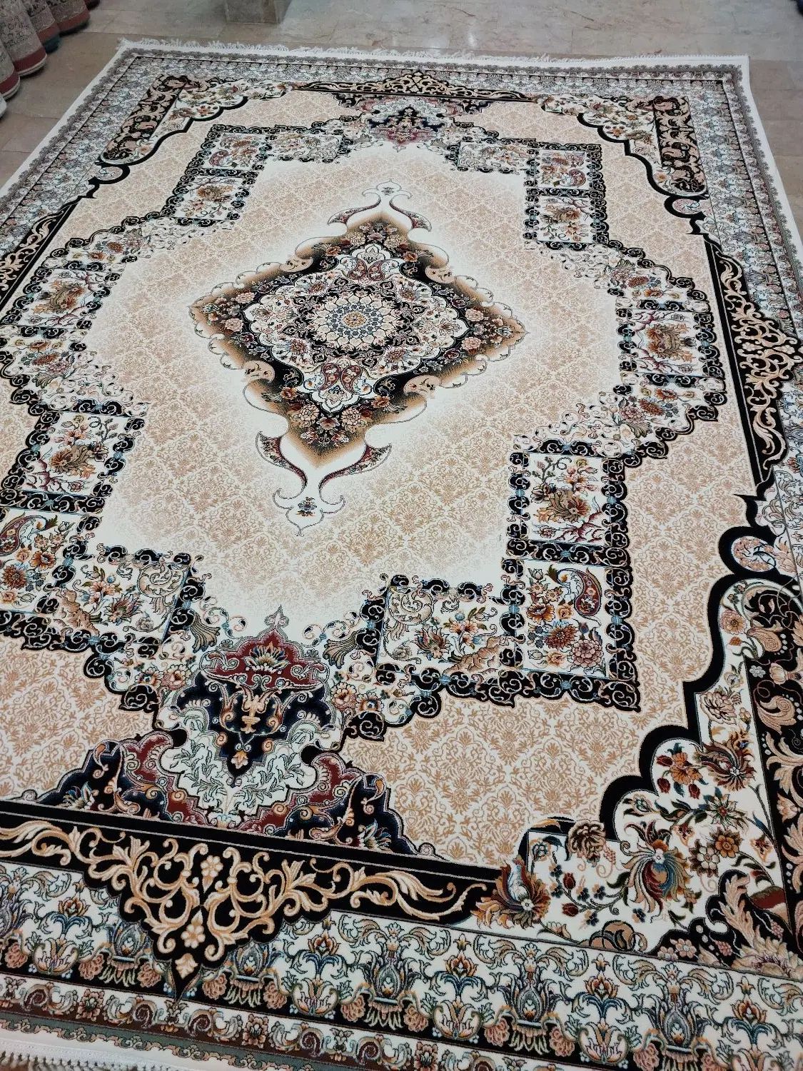 فرش امیرزاده دوتخته ۱۲متری ۷۰۰شانه اصلی  آکبند|فرش|مشهد, شاهد (شهرک غرب)|دیوار