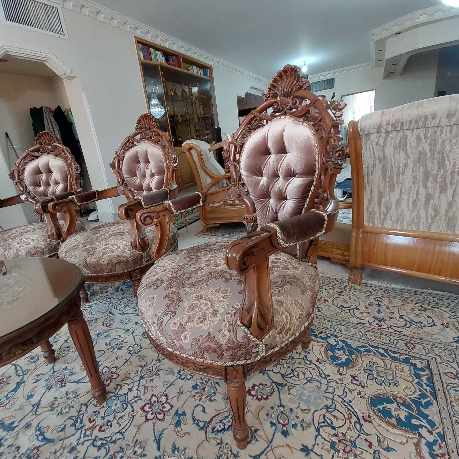مبلمان سلطنتی منبت ظریف|مبلمان خانگی و میز عسلی|اصفهان, آفاران|دیوار