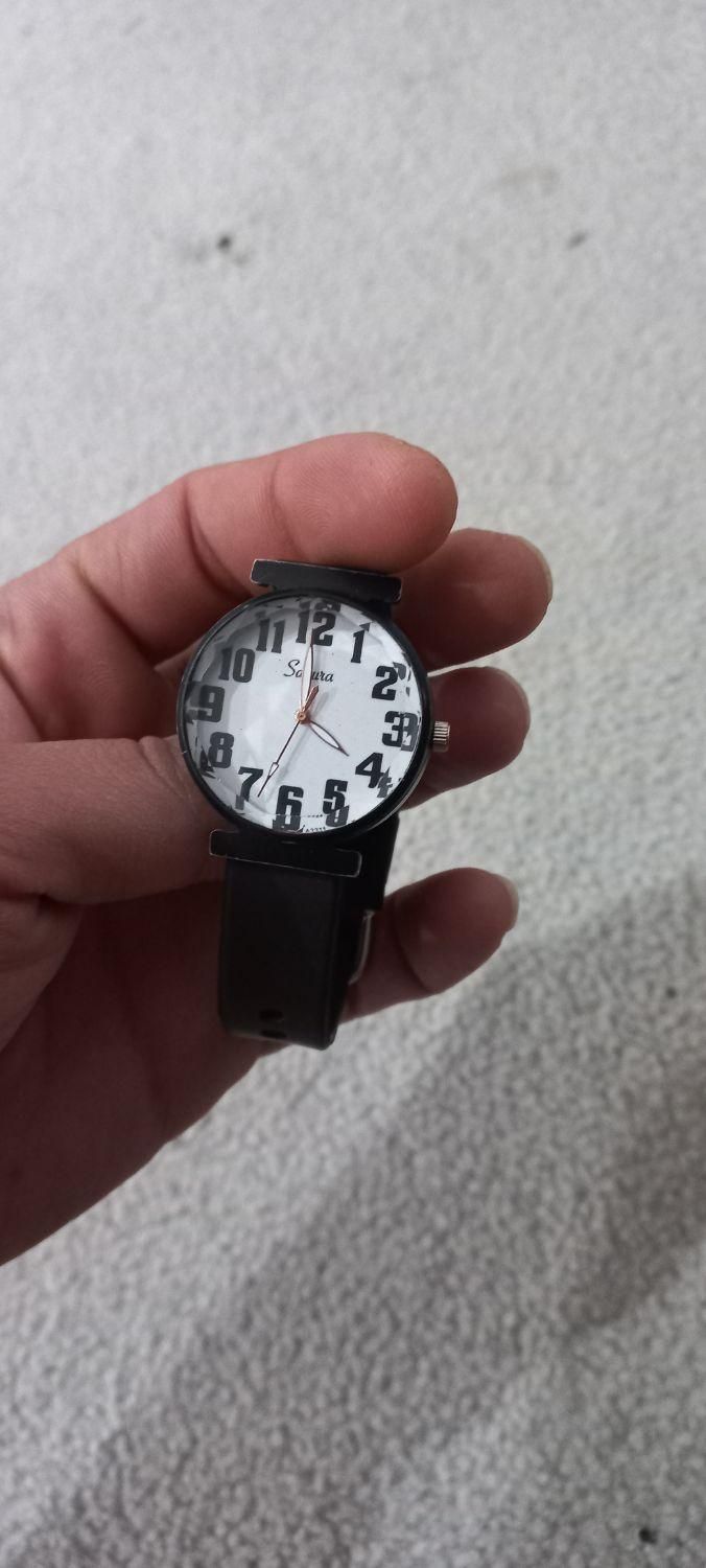 ساعت زنانه مردانه در حد نو بدون استفاده|ساعت|آبادان, |دیوار