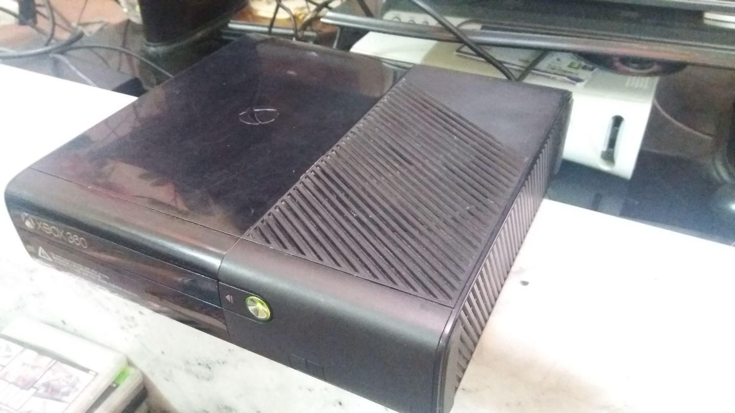 انواع ایکس باکس XBOX 360|کنسول، بازی ویدئویی و آنلاین|شیراز, شهرک گلستان|دیوار