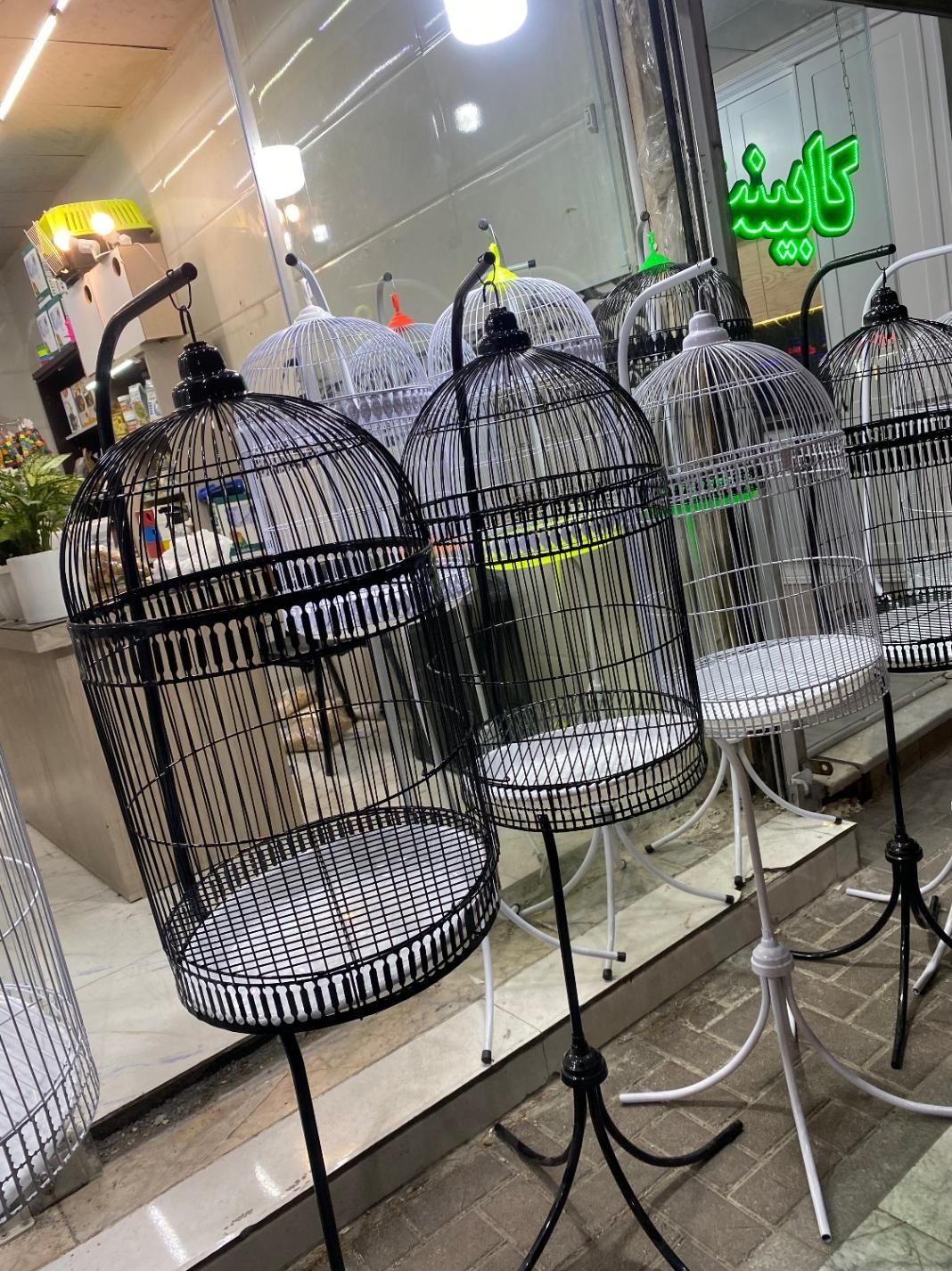 (قفس گرد پایه دار)عروس هلندی کوتوله فنچ مرغ عشق|لوازم جانبی حیوانات|مشهد, امامیه (شهرک غرب)|دیوار