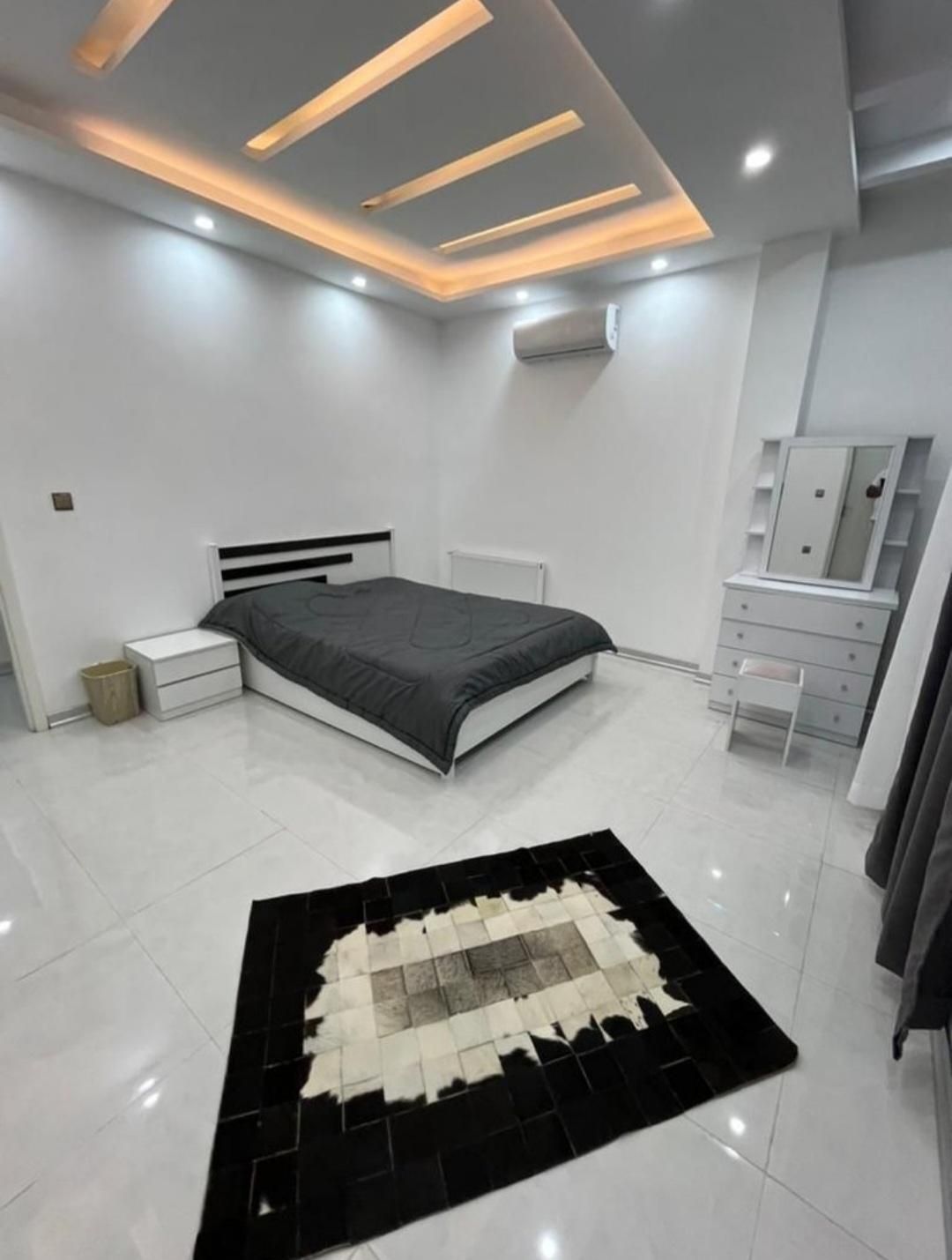 اجاره روزانه هفتگی آپارتمان مبله شیک دریاچه چیتگر|اجارهٔ کوتاهمدت آپارتمان و سوئیت|تهران, آسمان|دیوار